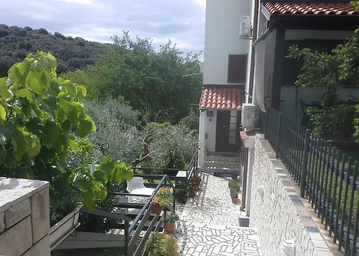 Liliana Apartment