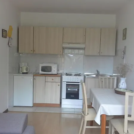 Liliana Apartment *